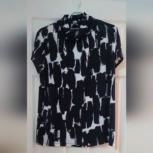 White House Black Market, size XL